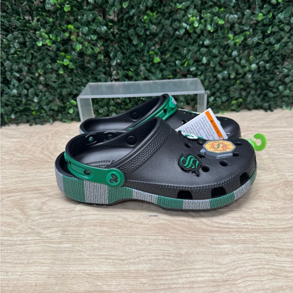 Harry Potter Slytherin Classic Clog - J3 - Picture 2 of 9